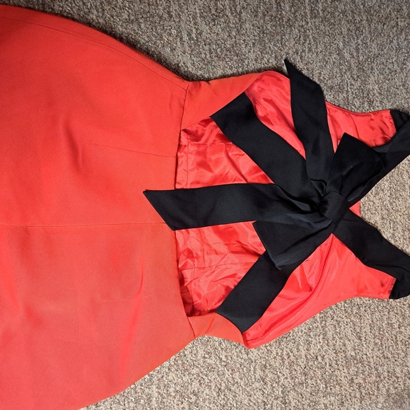 Kate Spade Vibrant Orange Dress with Black Accents - Picture 4 of 8